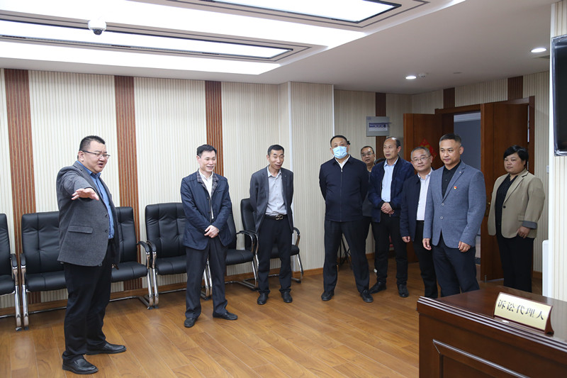 Ѧ�ǅ^(q��)�_չ�����ɷ���(w��)�M(j��n)��I(y��)�����(d��ng)