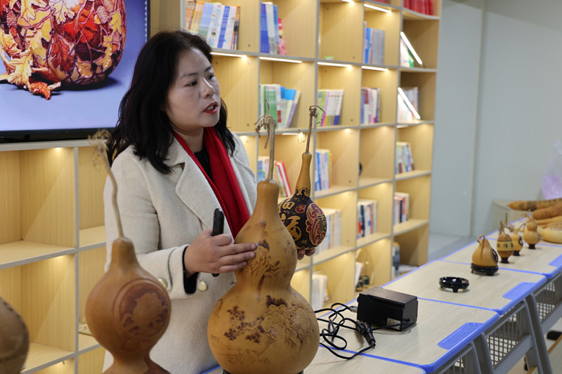 ��С���J�����硱Ѧ�ǅ^(q��)˴���ЌW(xu��)�_(k��i)չ���J�Ļ��M(j��n)У�@���(d��ng)